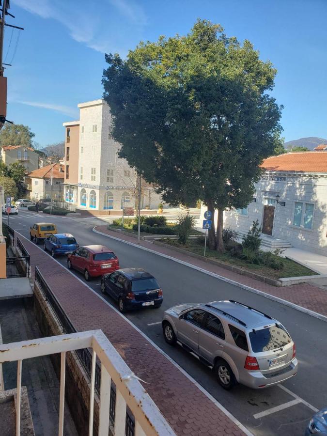 Apartment Bina Tivat Luaran gambar